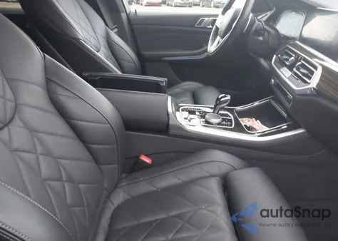 2023 BMW X5 Phev xDrive45E z USA, uszkodzony, nr VIN 5UXTA6C07P9P62870